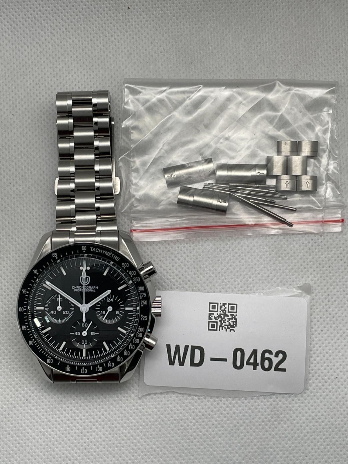 US Pre-Owned Watchdives WD1860 V2 VK63 Chronograph Watch