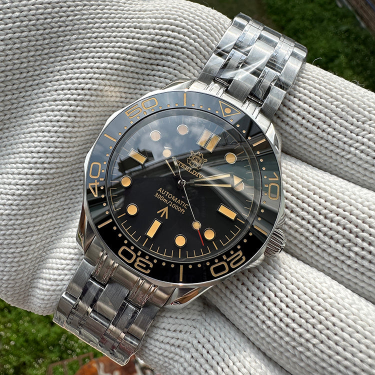 US Pre-Owned Steeldive SD1957 Vintage Sea Ghost Watch