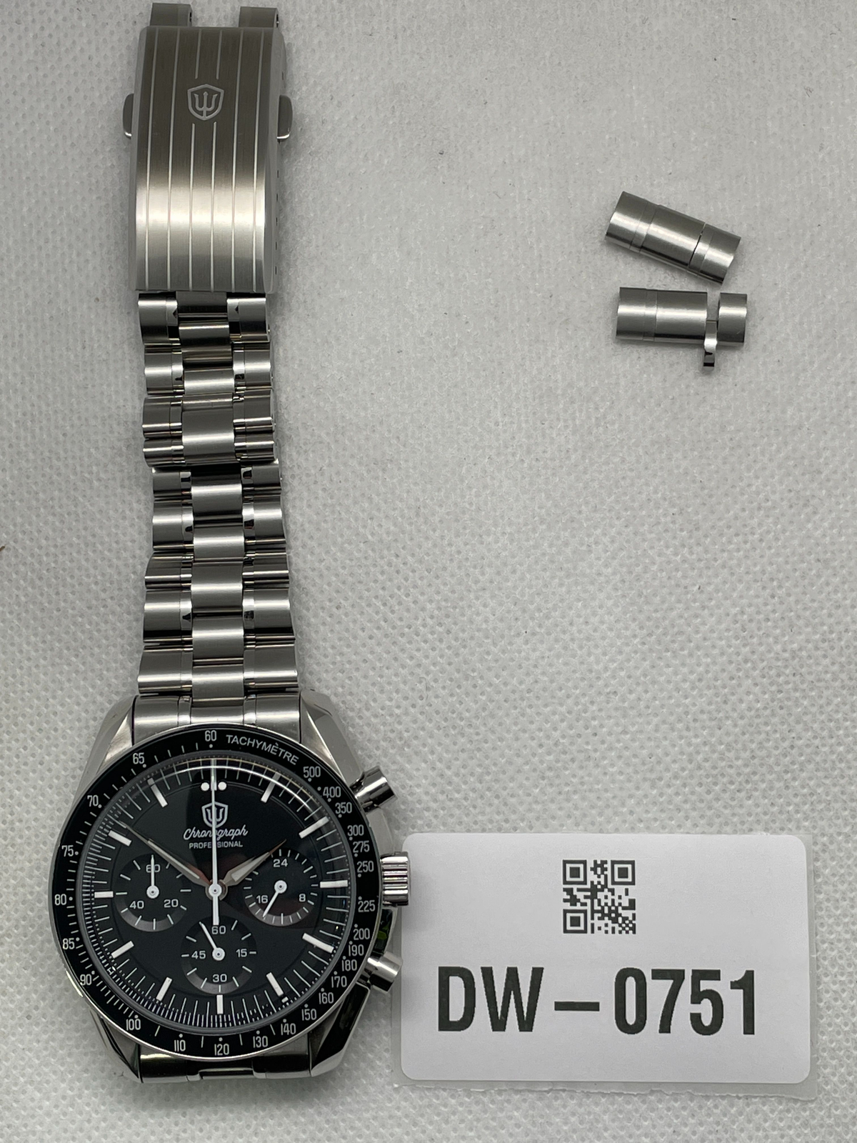 US Pre-Owned Watchdives WD1863 39mm VK63 Chronograph Watch