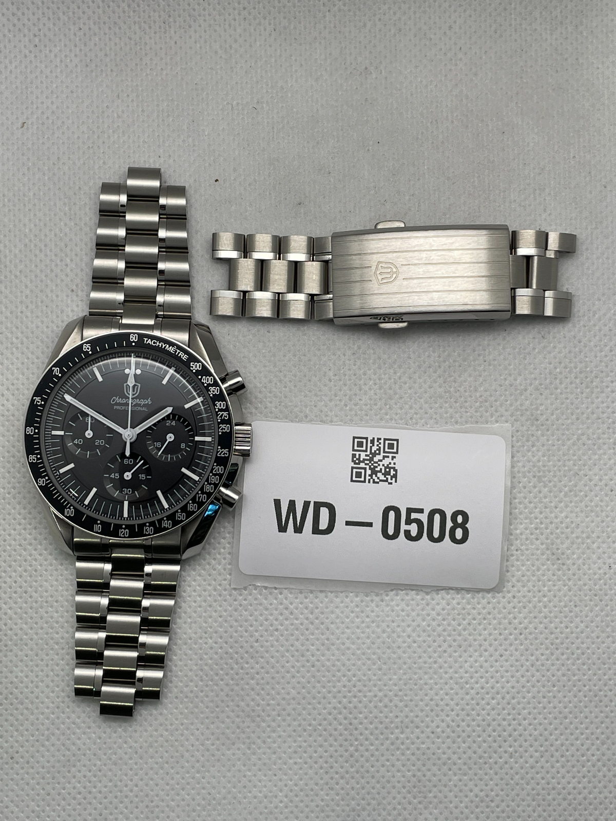 US Pre-Owned Watchdives WD1863 39mm VK63 Chronograph Watch