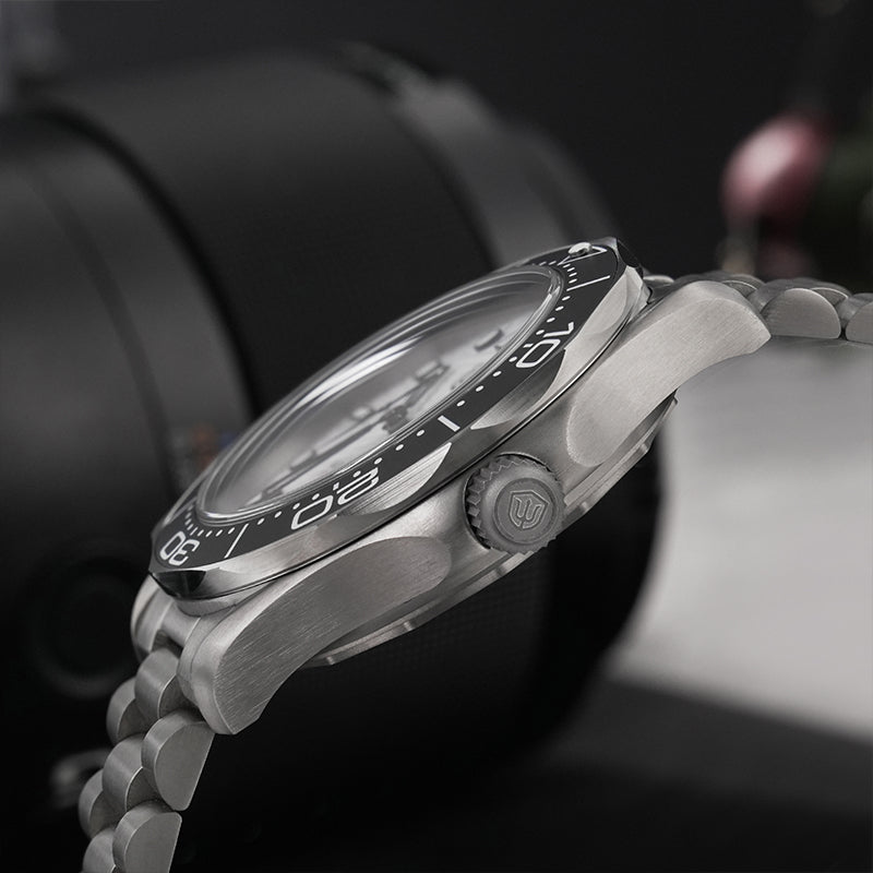 EU Pre-Owned Watchdives WD007 42mm Titanium NTTD Dive Watch