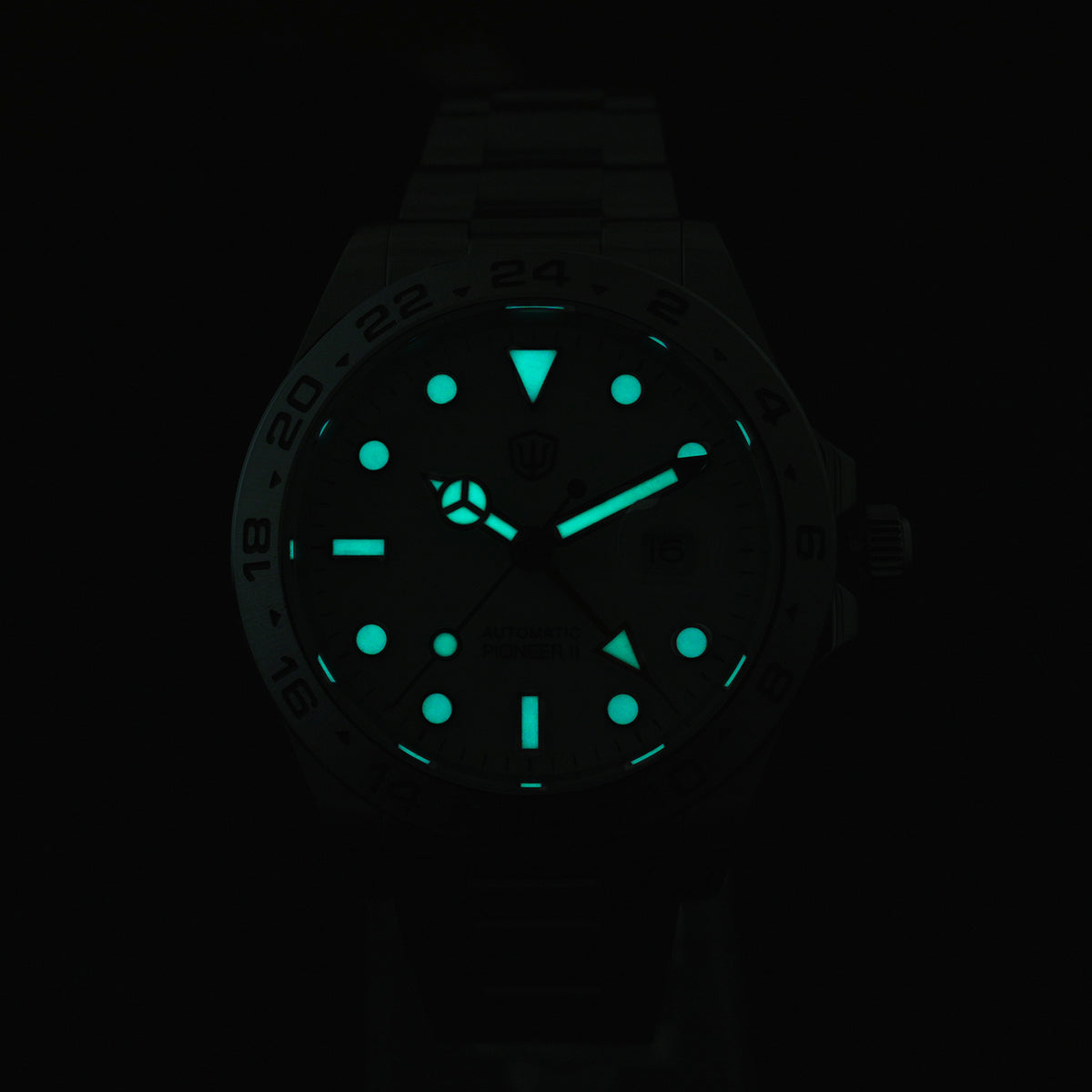 EU Pre-Owned Watchdives WD1993 40mm 6460 GMT Watch
