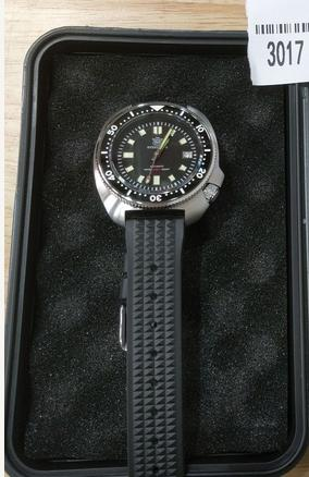 EU Pre-Owned Steeldive SD1970 6105 Turtle Diver Watch