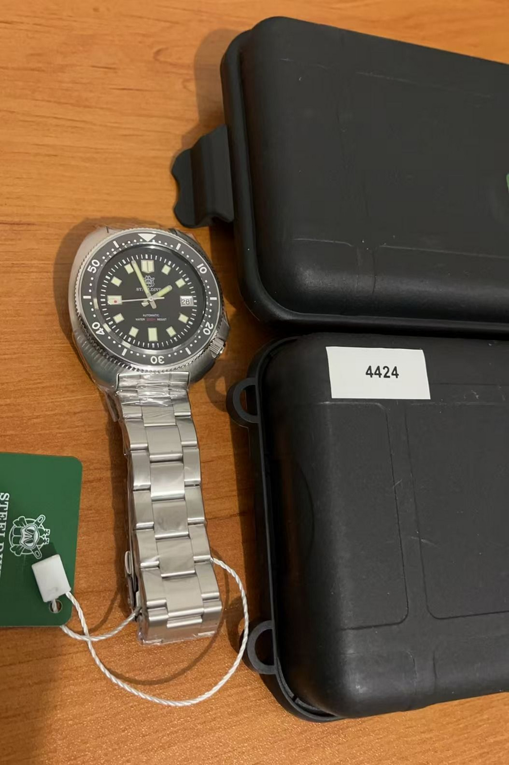 EU Pre-Owned Steeldive SD1970 6105 Turtle Diver Watch