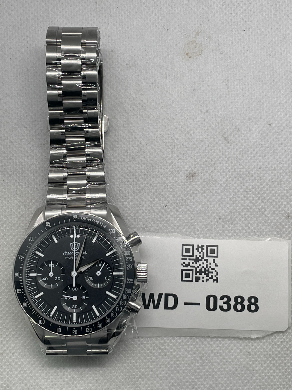 US Pre-Owned Watchdives 39mm VK63 Chronograph Watch WD1863