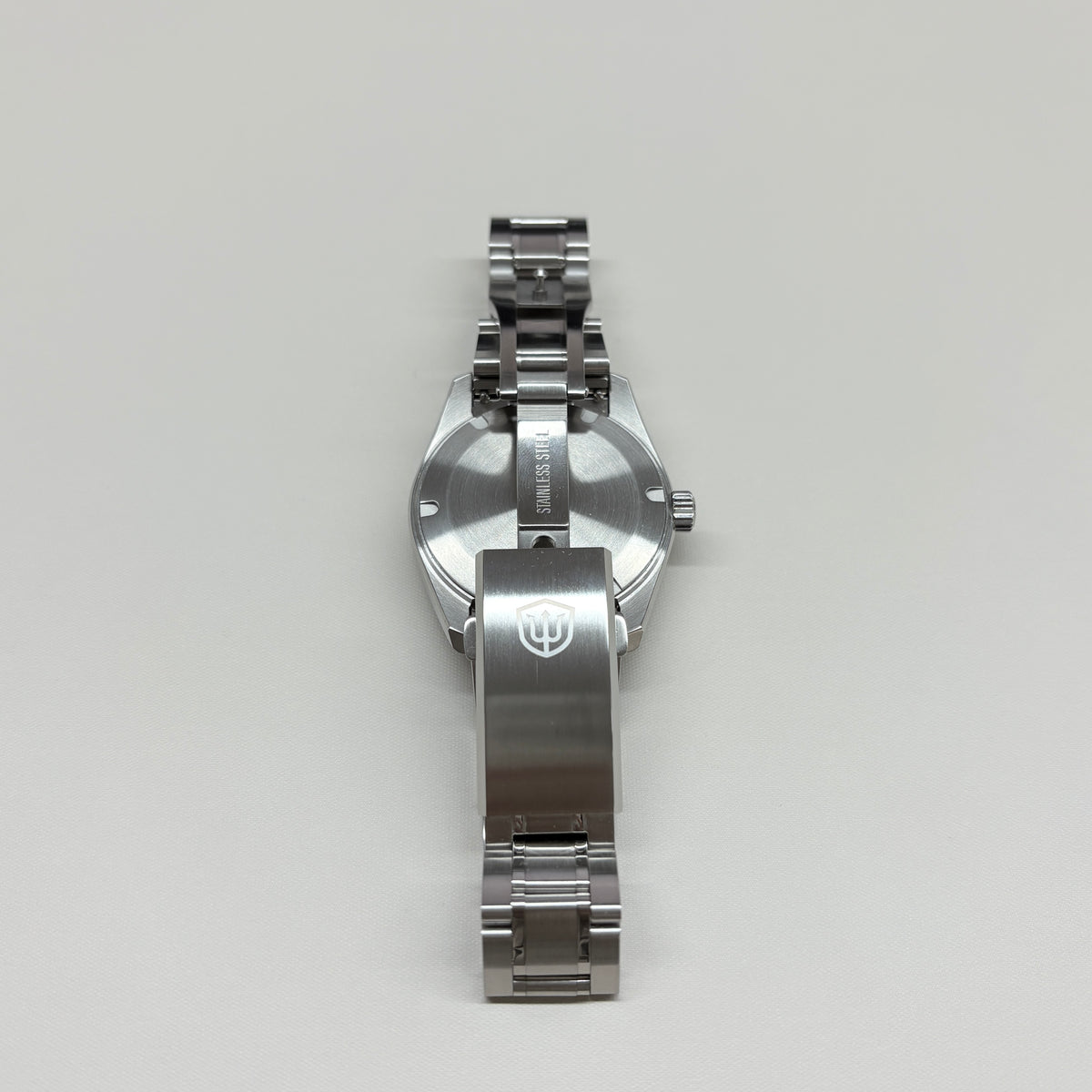 Pre-Owned Watchdives WD0003C Elementum 37mm VH31 Quartz Watch