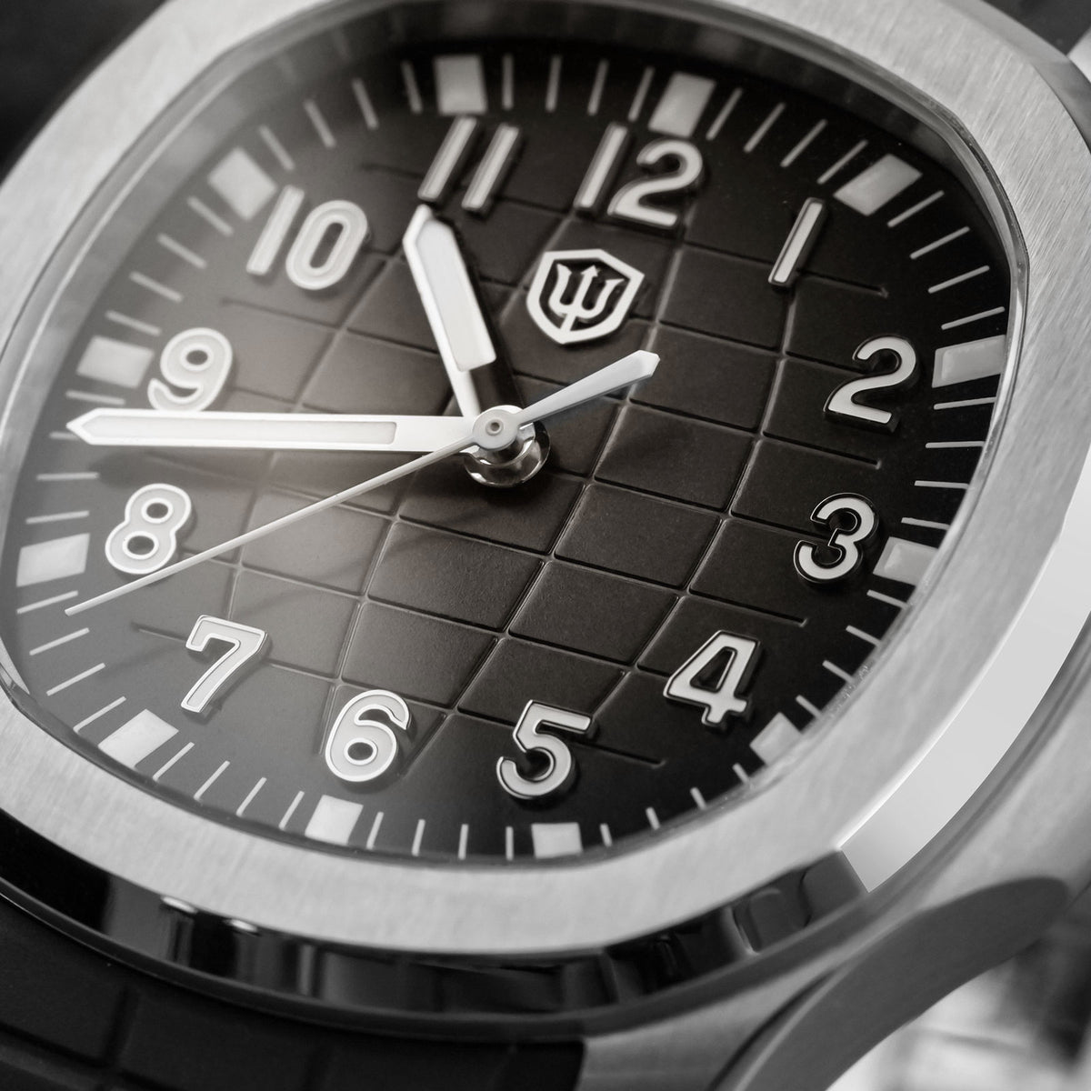 EU Pre-Owned Watchdives WD008 38mm VH31 Slim Sport Watch