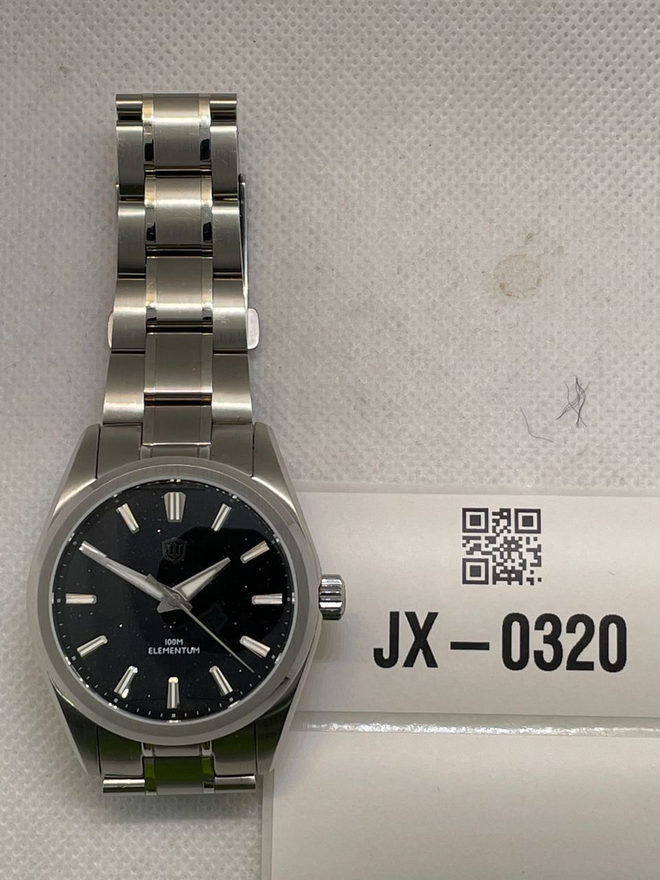 US Pre-Owned Watchdives WD0003C Elementum 37mm VH31 Quartz Watch