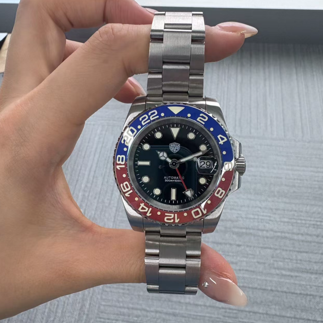 EU Pre-Owned Watchdives WD16760 NH34 Sub GMT Watch V1 - Old Logo