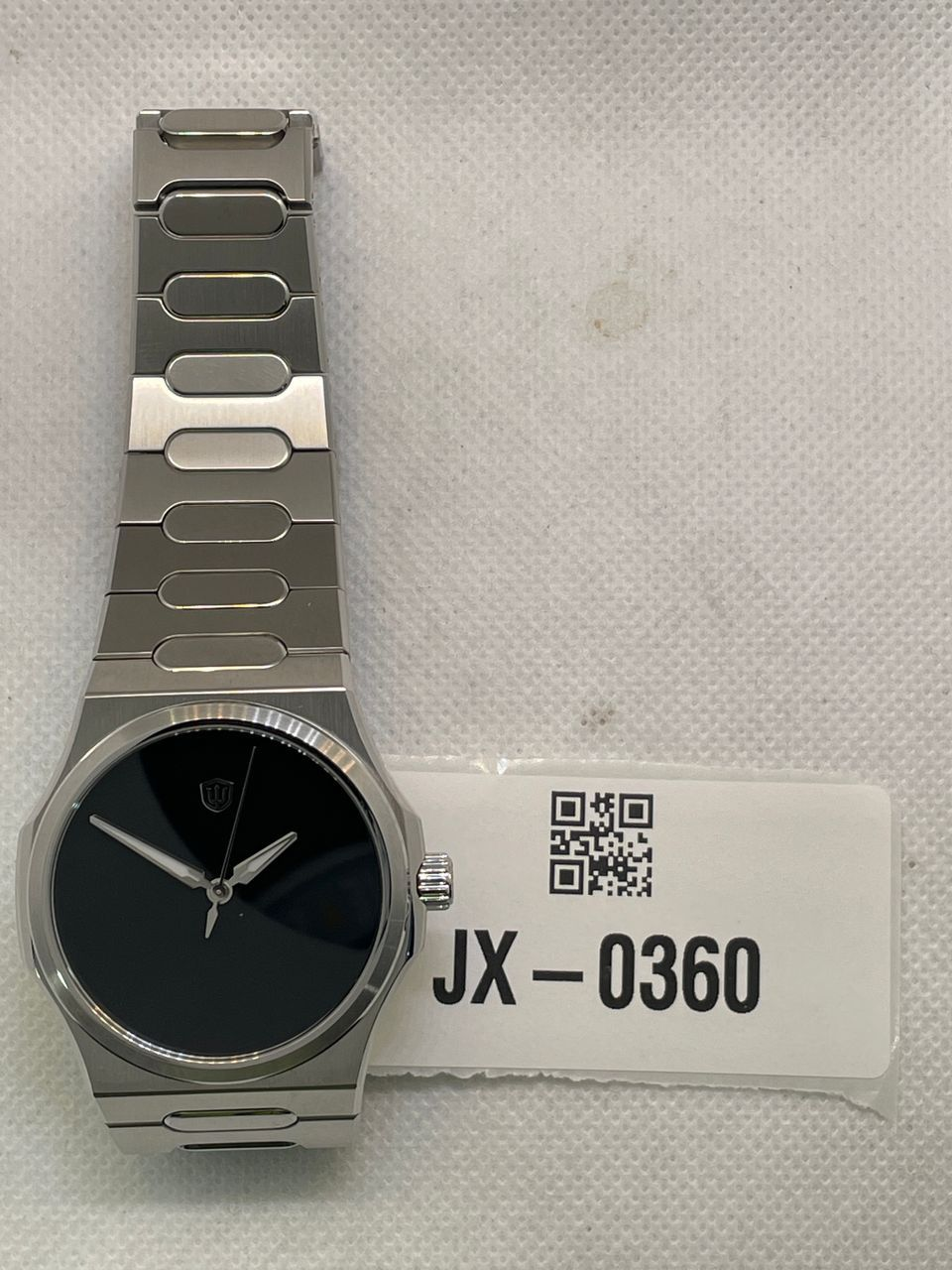 US Pre-Owned Watchdives WD0016 Original Design Men  Quartz Watch