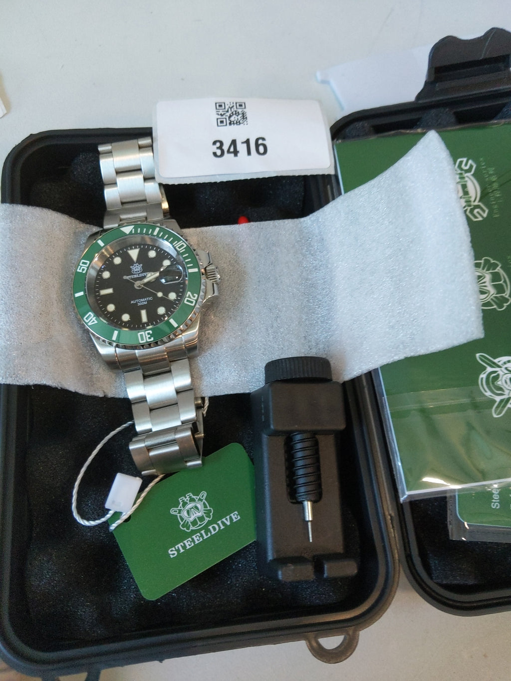US Pre-Owned Steeldive SD1953 Sub Men Watch