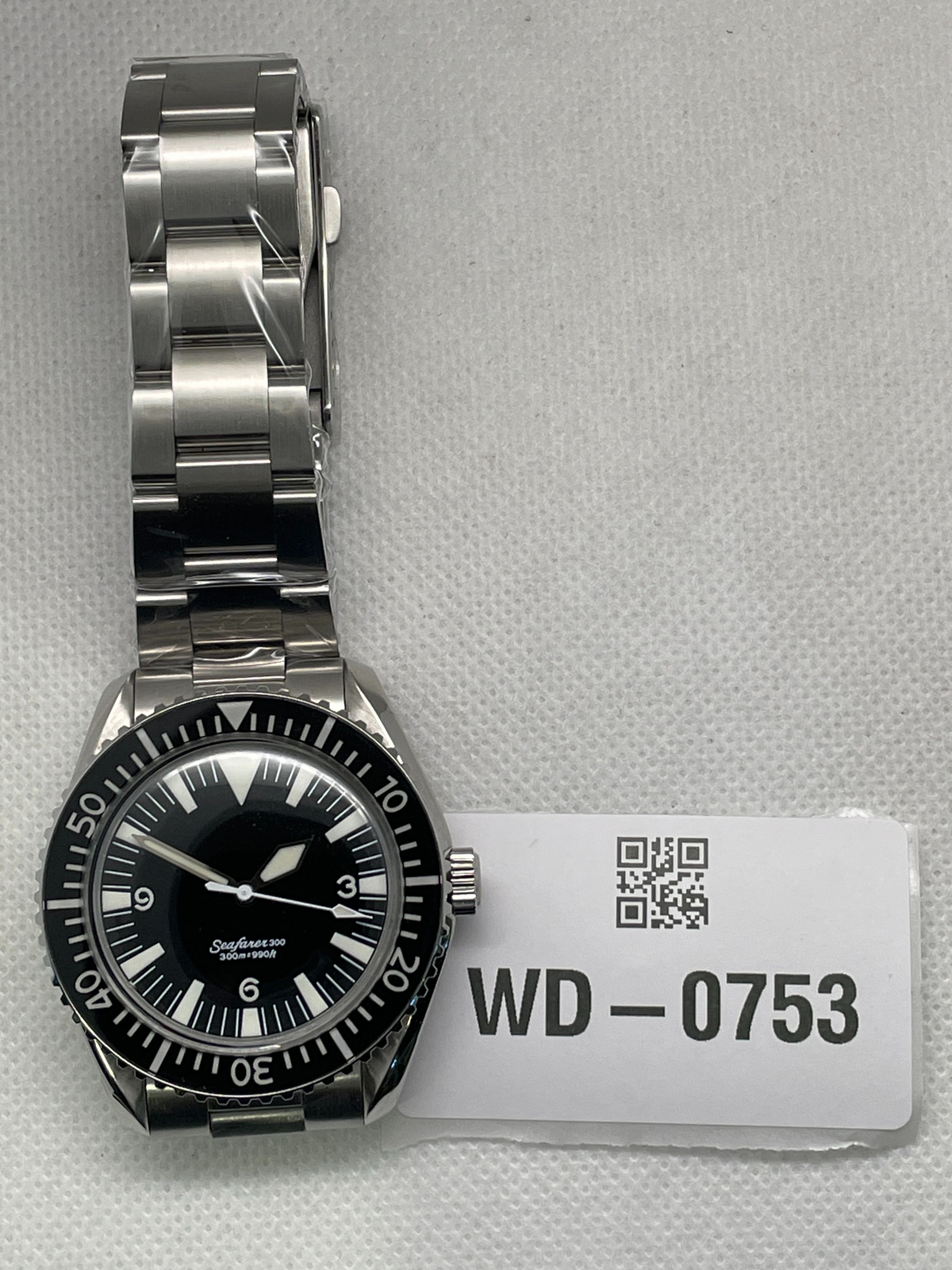 US Pre-Owned Seafarer WD1967Q 39mm VH31 Diver Watch
