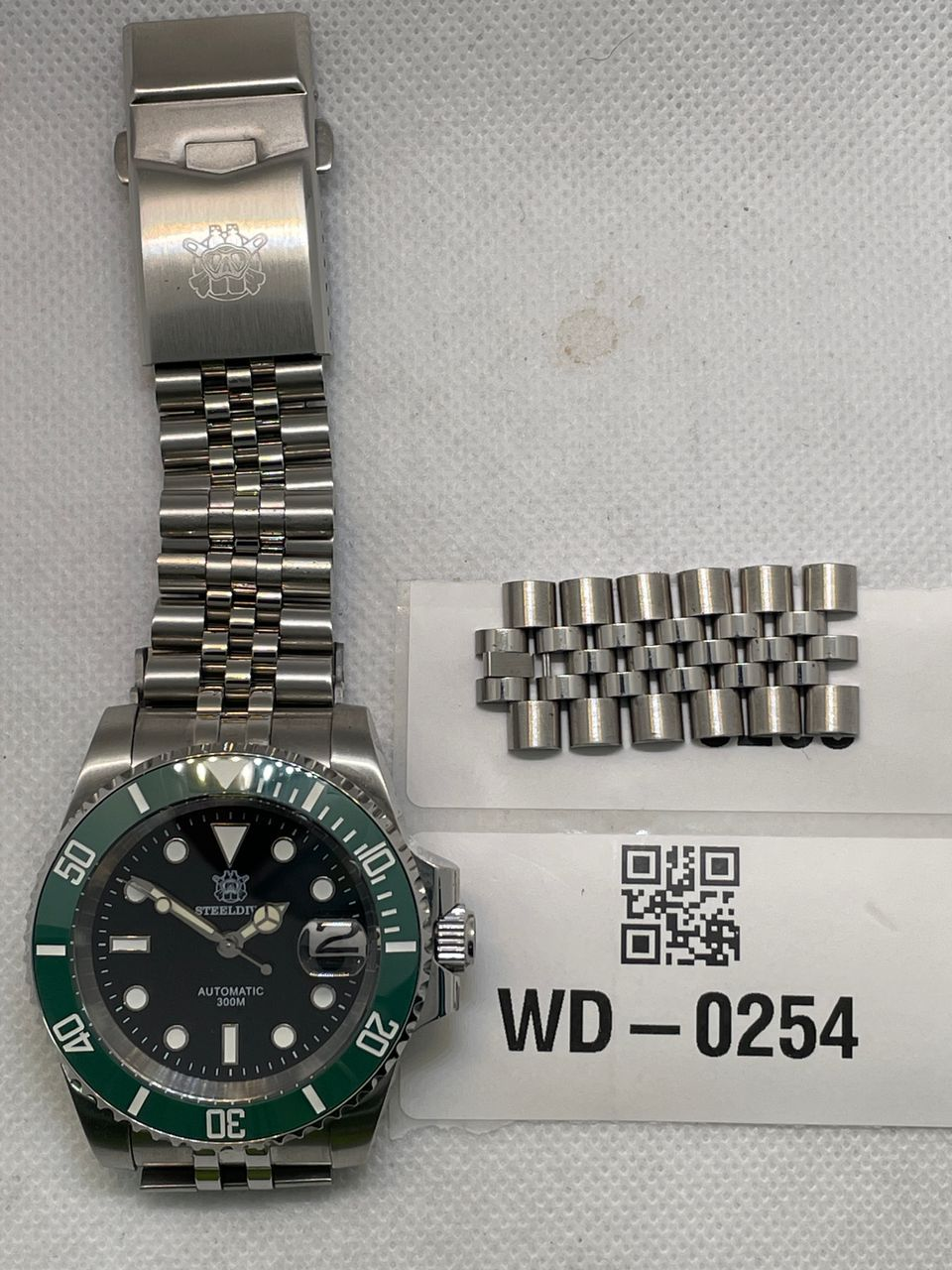 US Pre-Owned Steeldive SD1953 Sub Men Watch