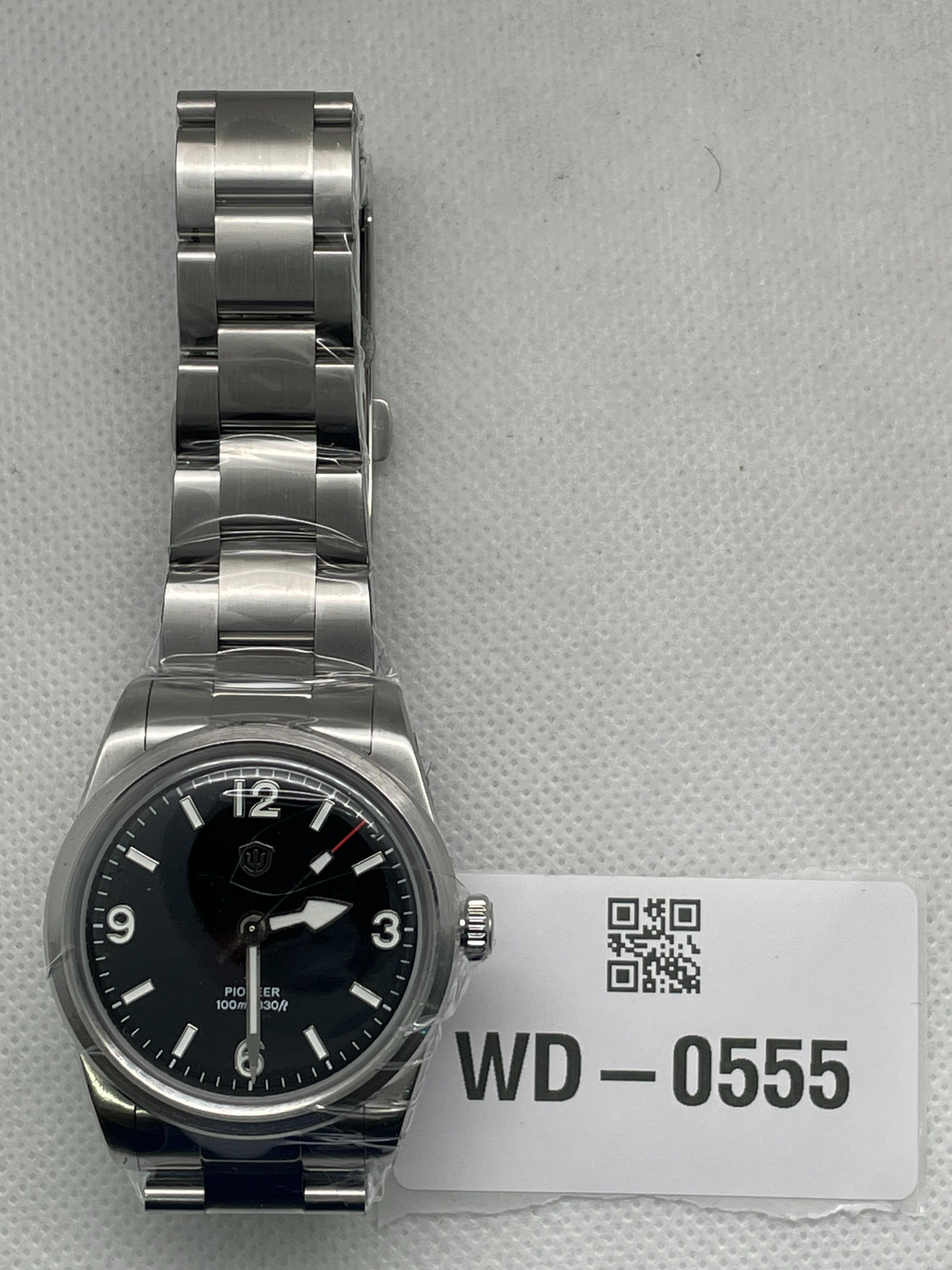 US Pre-Owned Watchdives WD1960S V2 36mm VH31 Men Watch