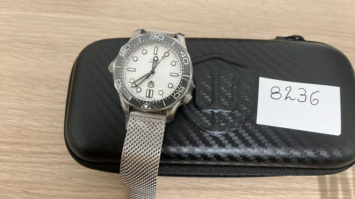 EU Pre-Owned Seafarer WD007Q V1 VH31 Titanium NTTD Dive Watch