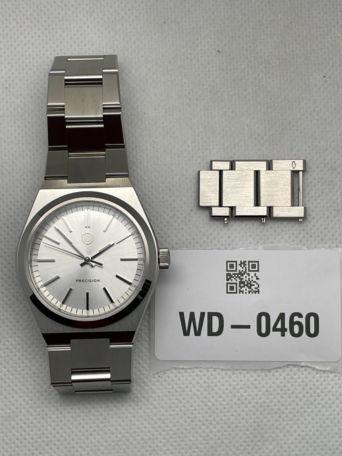 US Pre-Owned Watchdives WD0012 Vintage VH31 Men Watch