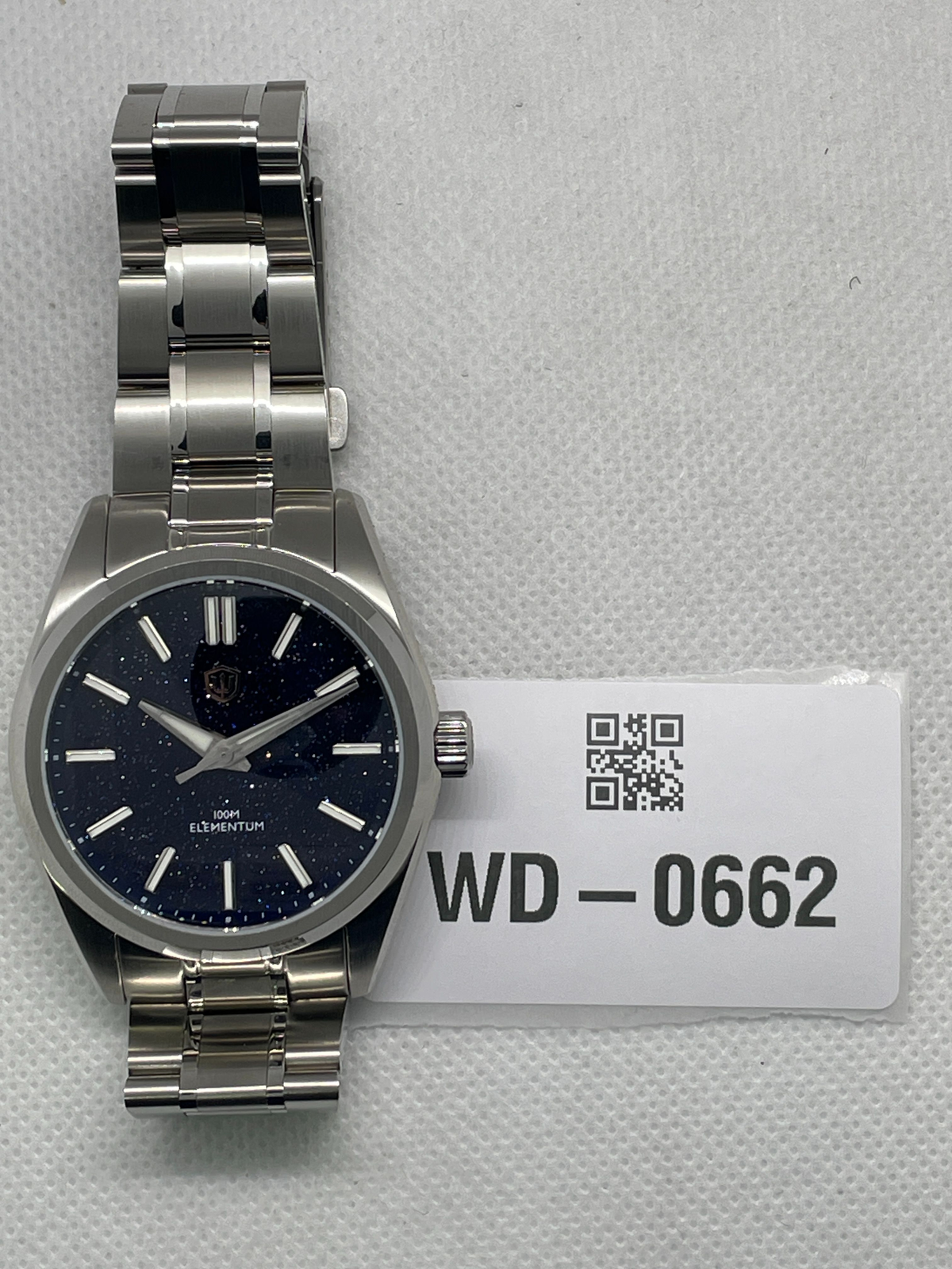 US Pre-Owned Watchdives WD0003C Elementum 37mm VH31 Quartz Watch