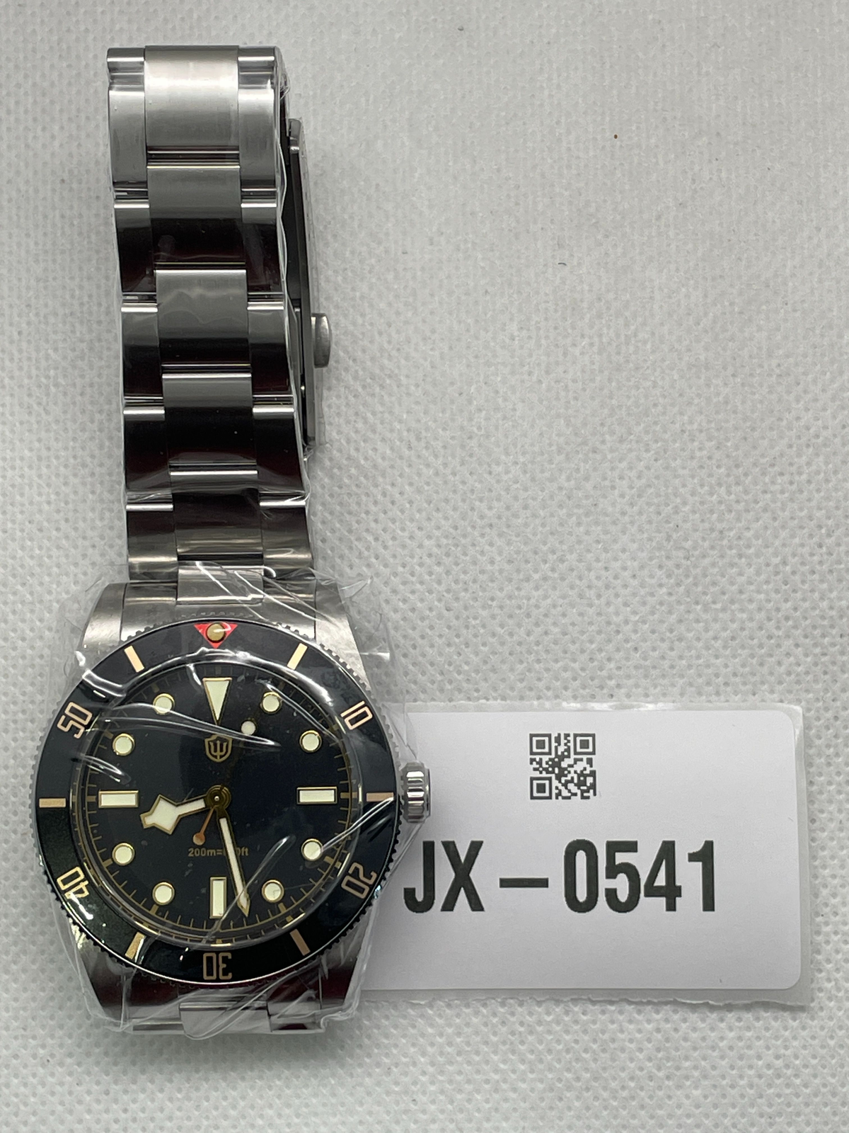 US Pre-Owned Watchdives WD7922 V2 37mm VH31 Watch