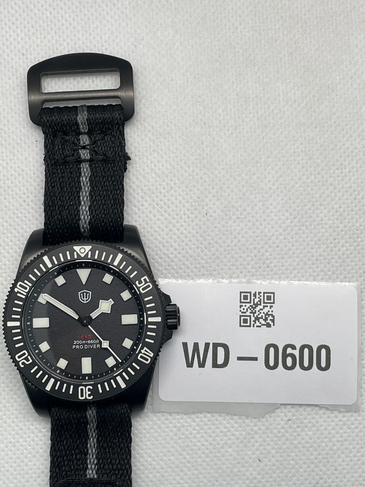 US Pre-Owned Watchdives 40mm EXD Titanium Diver Watch