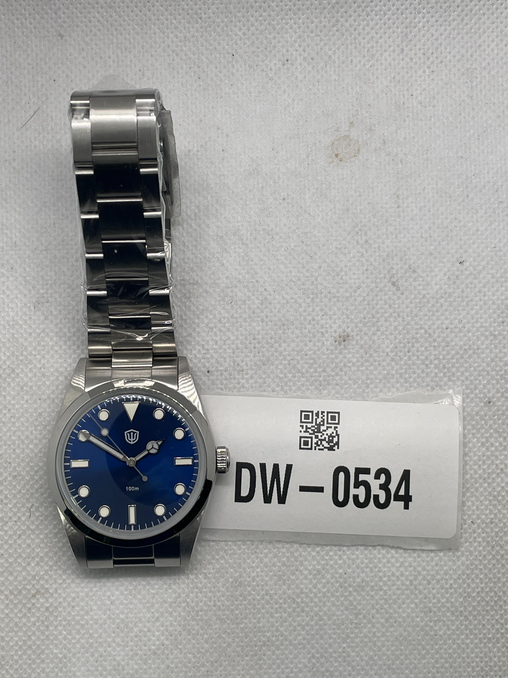 US Pre-Owned Watchdives WD1016 37mm VH31 Explore Men Watch V2