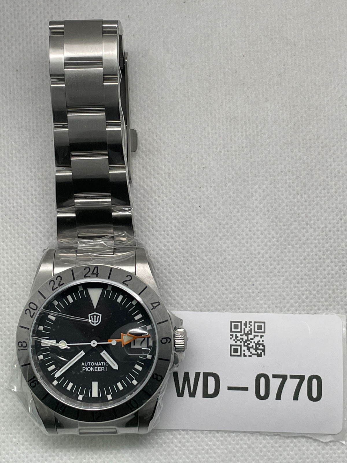 US Pre-Owned Watchdives WD16570 NH34 GMT Watch V2
