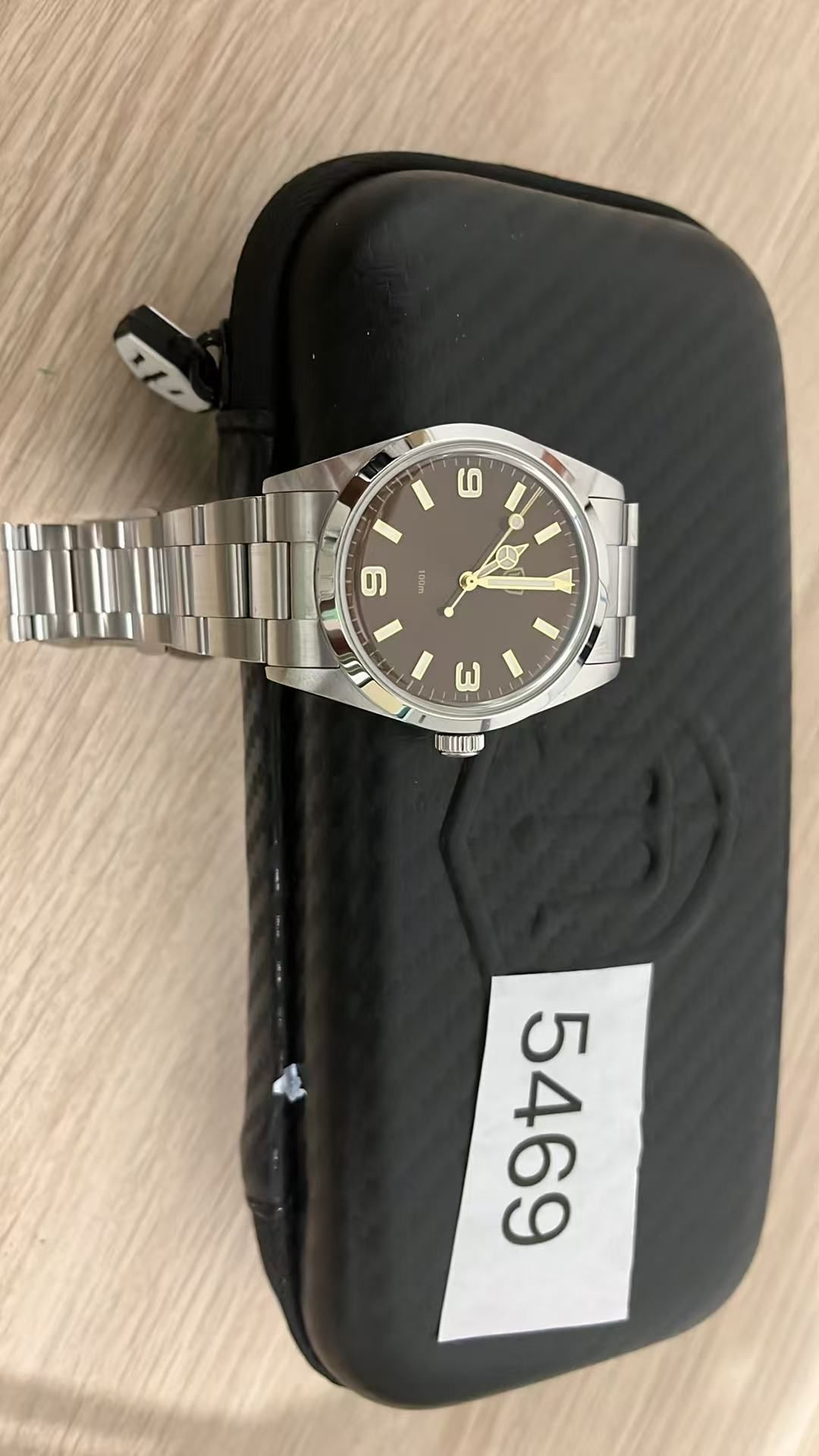 EU Pre-Owned Watchdives WD1016 37mm VH31 Explore Men Watch V3