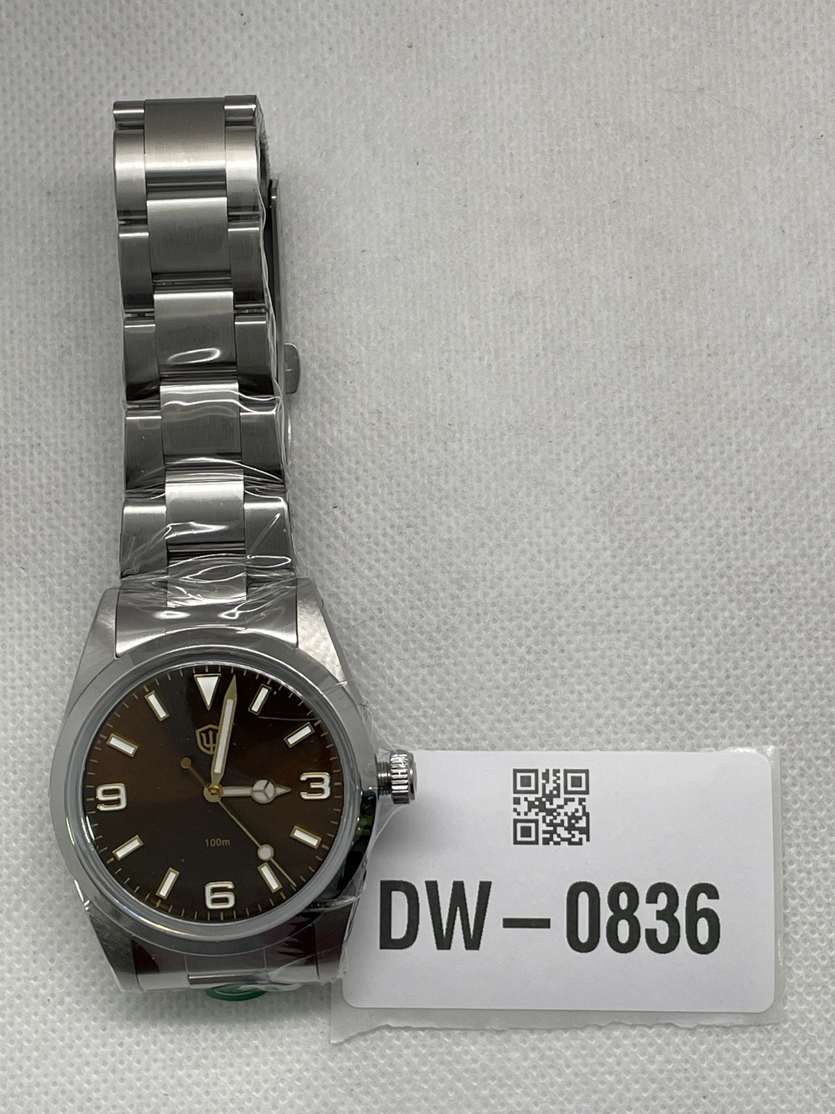 US Pre-Owned Watchdives WD1016 37mm VH31 Explore Men Watch V3