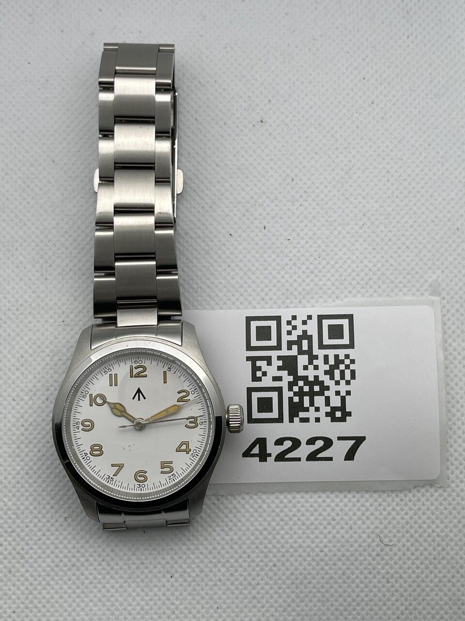 US Pre-Owned Militado ML08 38mm Field Watch – VH31 / Ronda 515