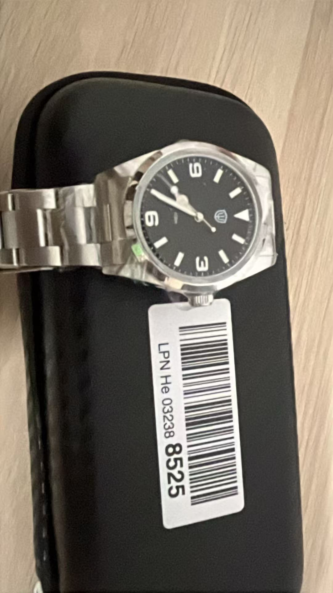 EU Pre-Owned Watchdives WD1016 37mm VH31 Explore Men Watch V3