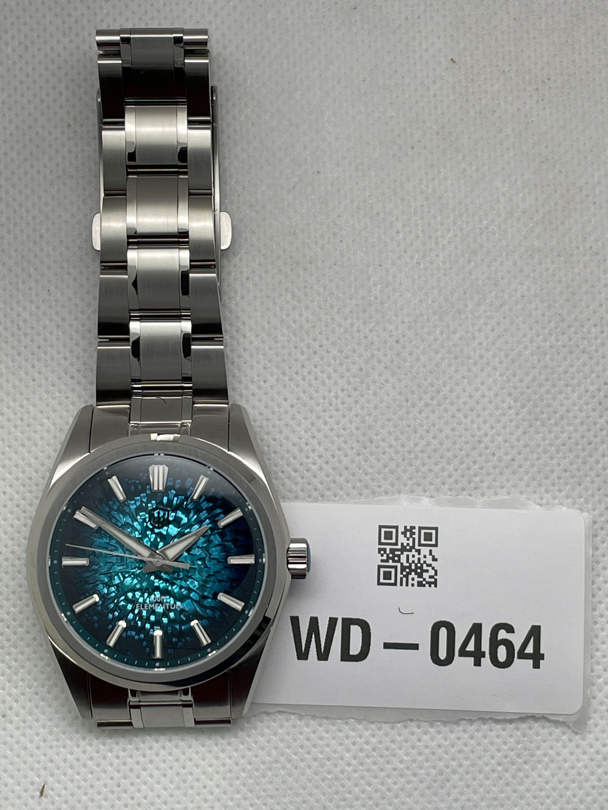 US Pre-Owned Watchdives WD0003C Elementum 37mm VH31 Quartz Watch