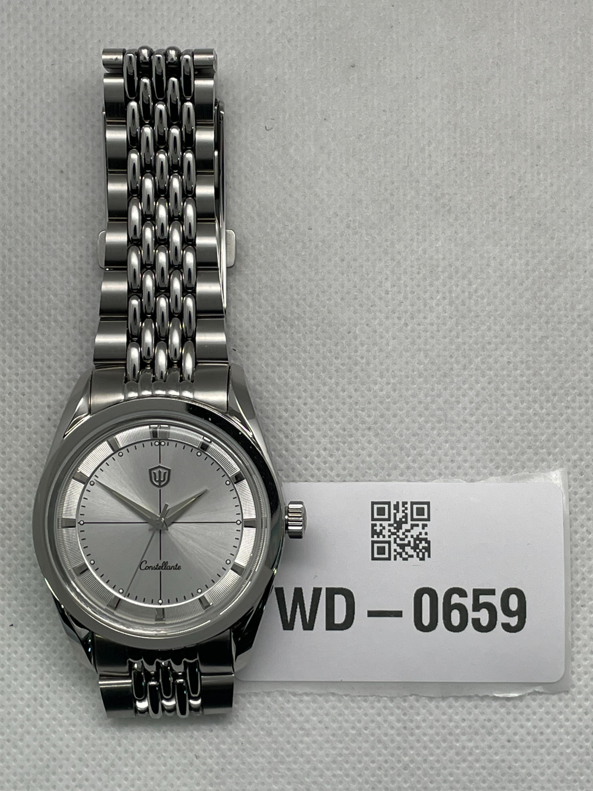 US Pre-Owned  Watchdives WD1954 Arctic Classic 36mm Quartz Watch