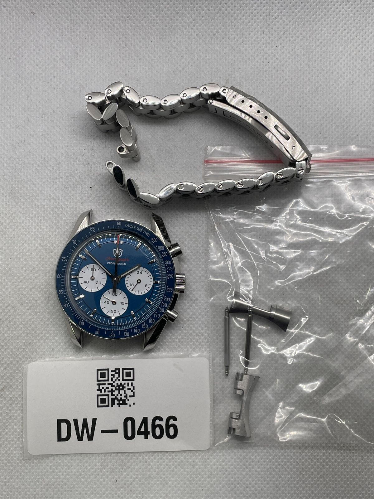US Pre-Owned Watchdives 39mm VK63 Chronograph Watch WD1863