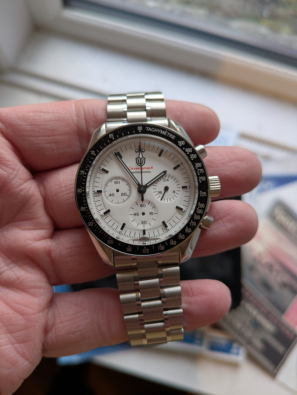 US Pre-Owned Watchdives WD1860 VK63 Chronograph Watch