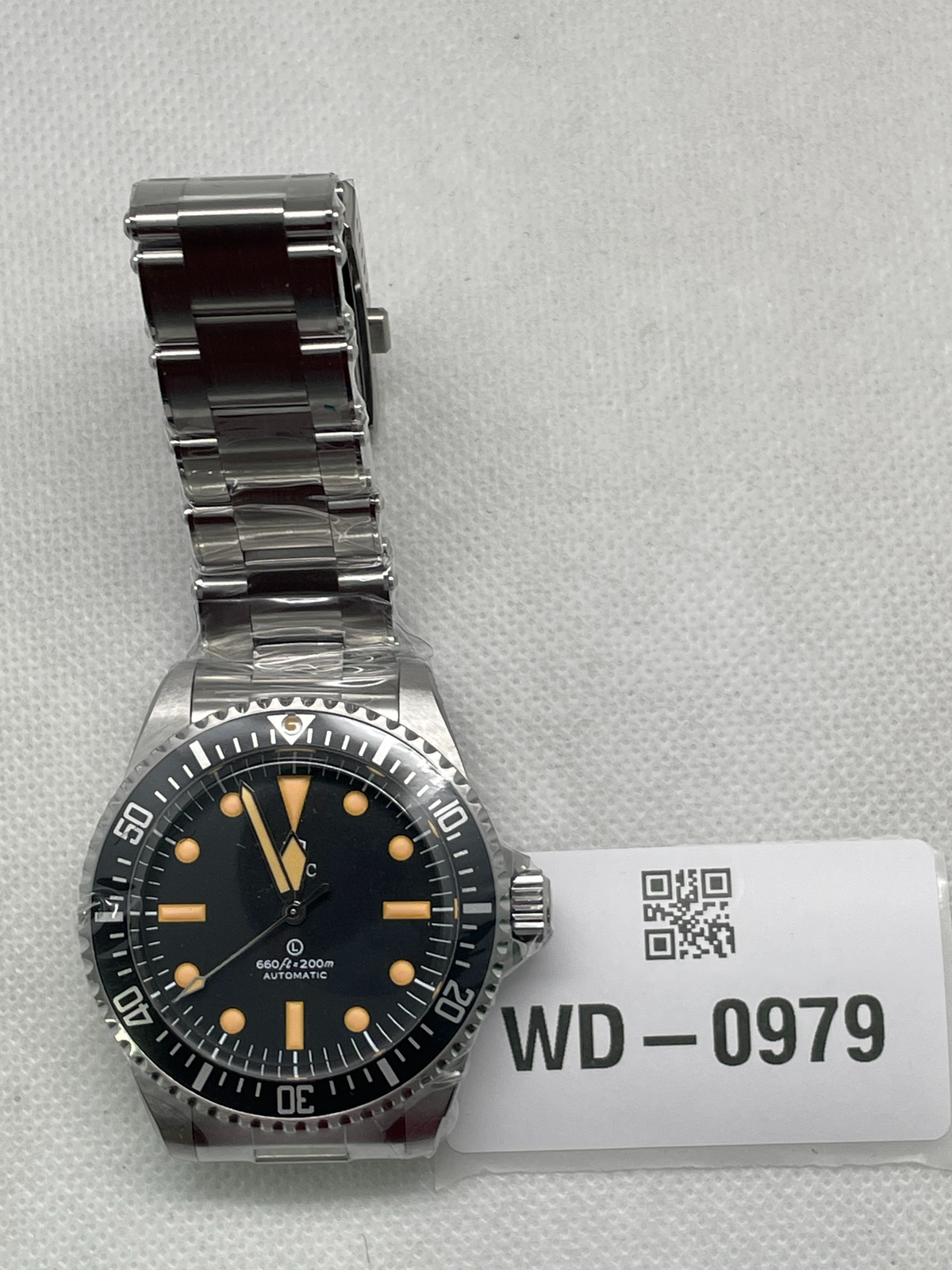 US Pre-Owned Watchdives WD5513B Top Hat Sapphire Vintage Sub Watch