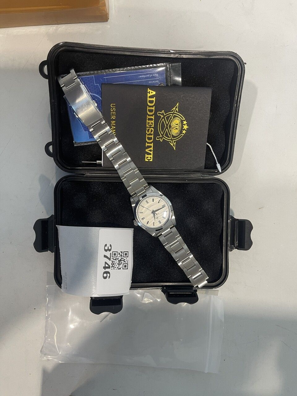 US Pre-Owned Addiesdive 36mm Sand Dial Quartz Watch AD2030