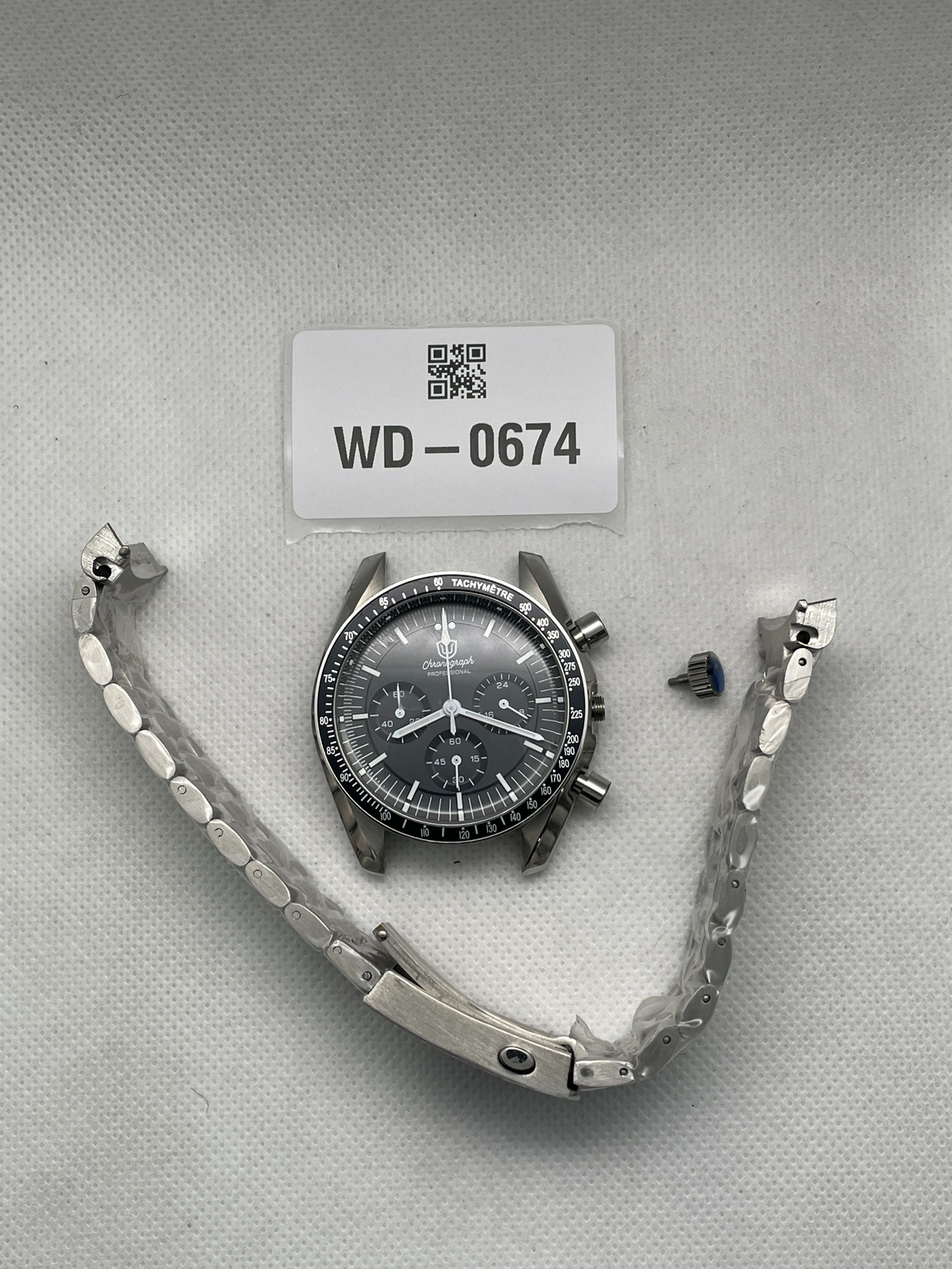 US Pre-Owned Watchdives WD1863 39mm VK63 Chronograph Watch