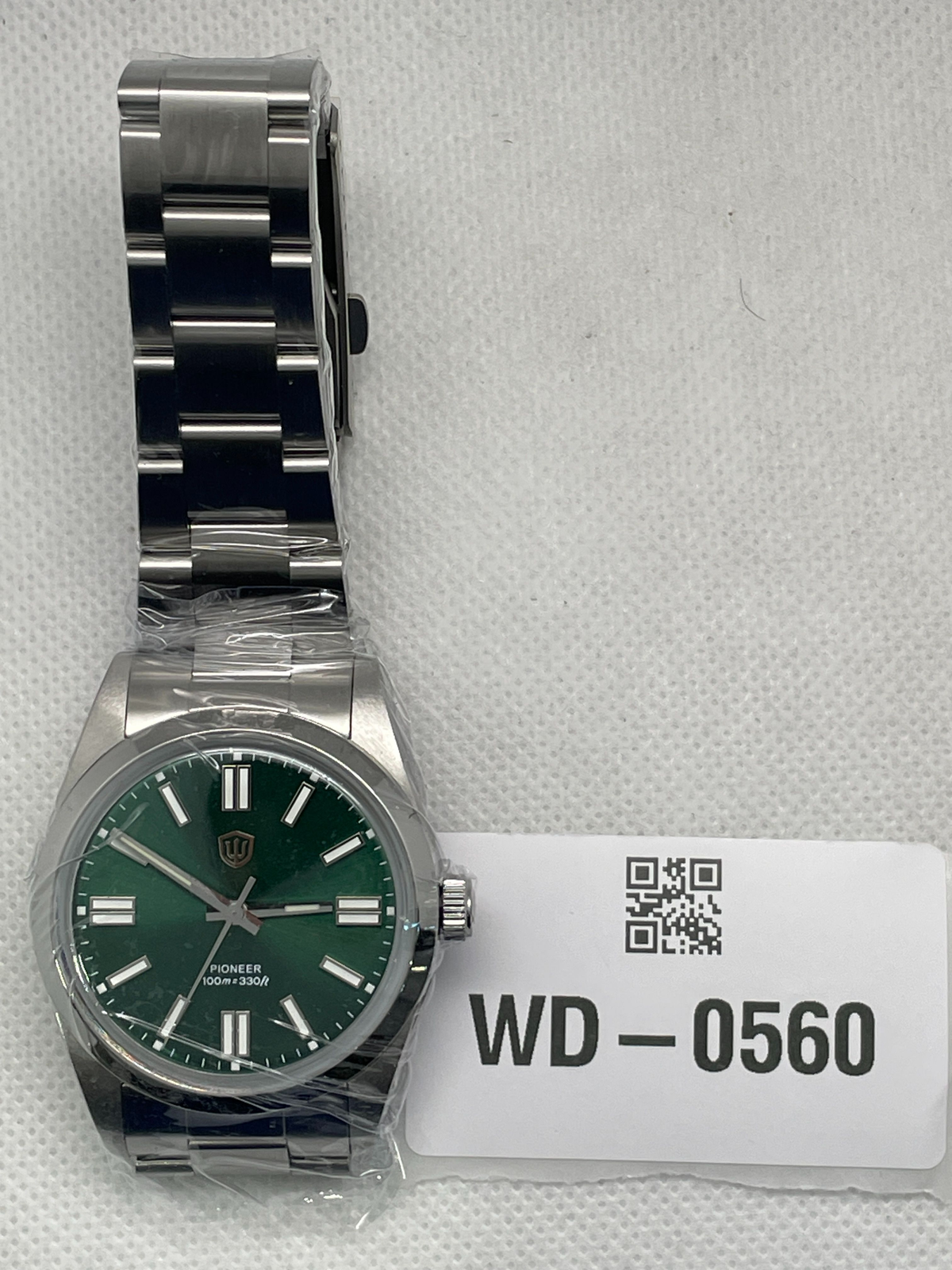 US Pre-Owned Watchdives WD1016B 37mm Pioneer VH31 Men Watch
