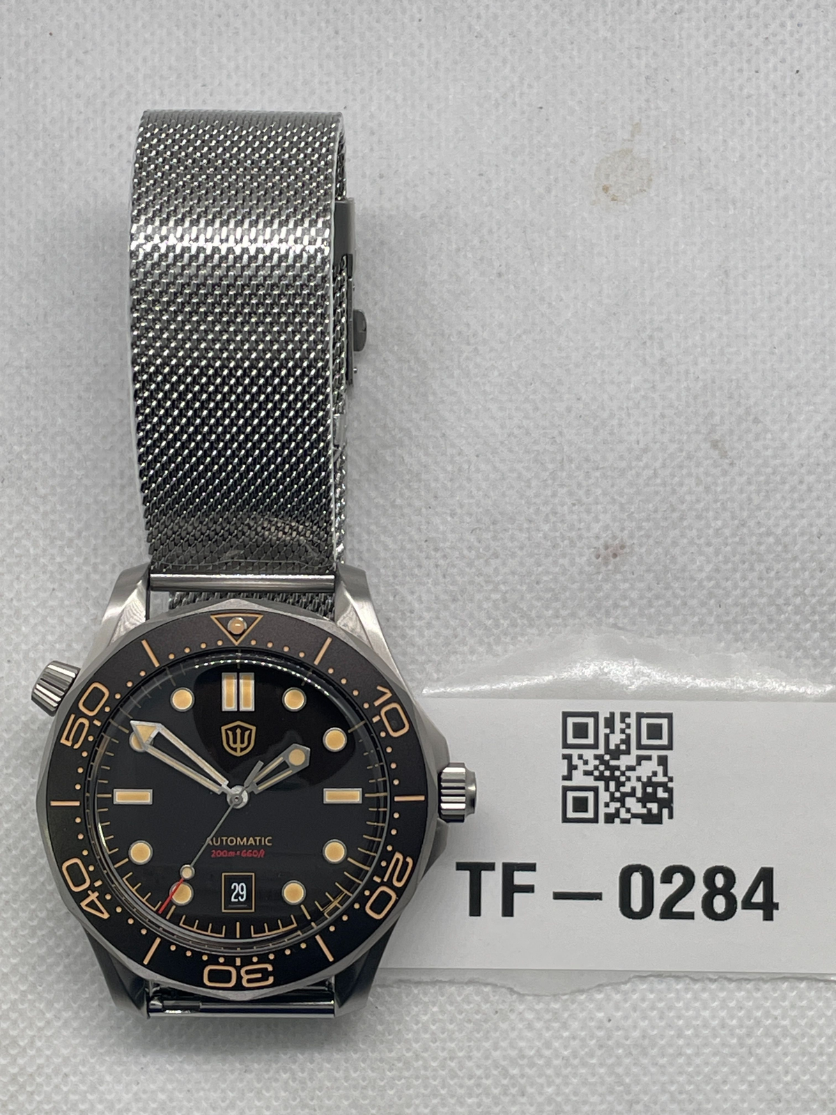 US Pre-Owned Watchdives WD007 Top Hat Sapphire PT5000 Titanium Dive Watch