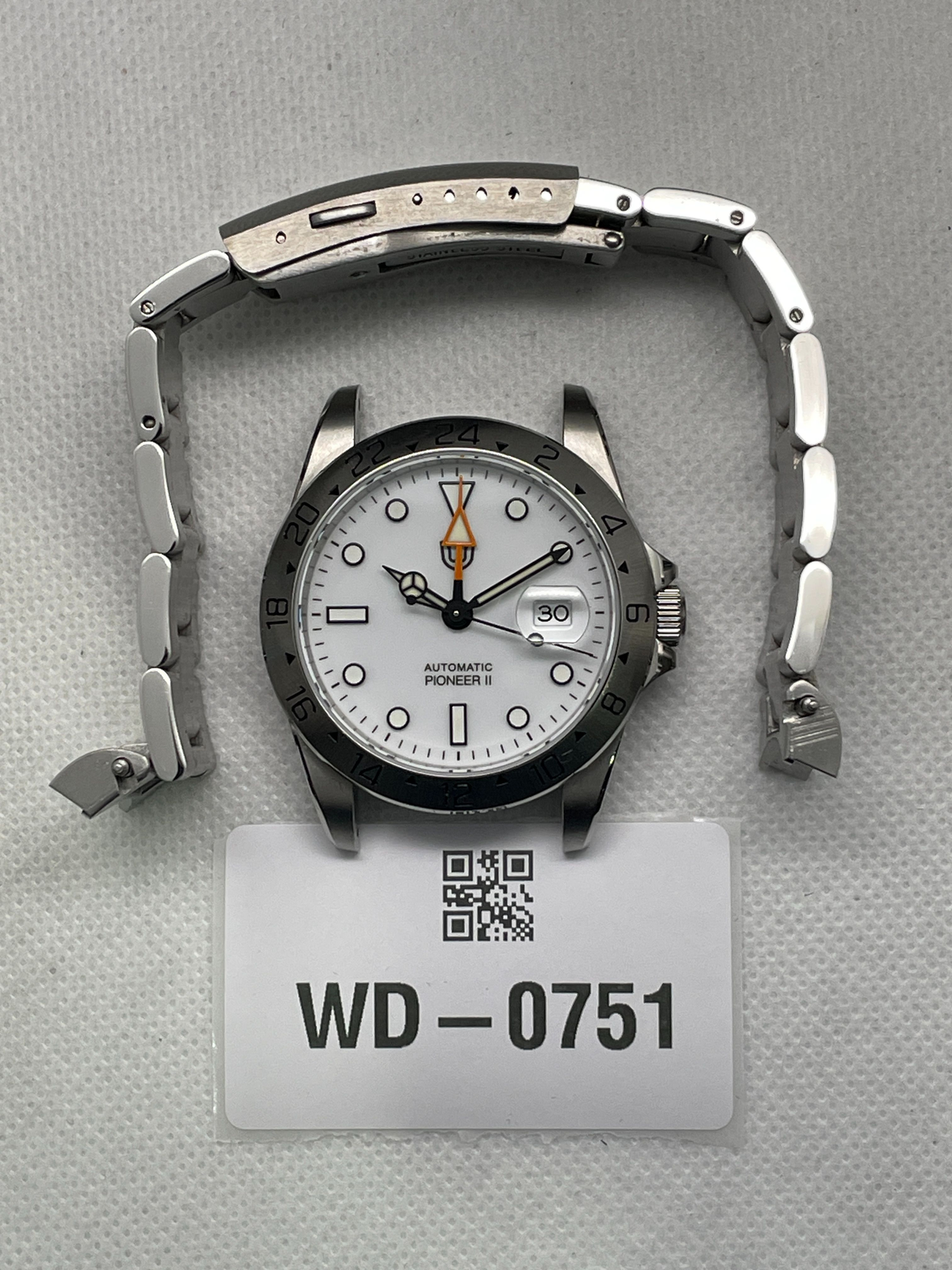 US Pre-Owned Watchdives WD16570B V2 37mm Automatic GMT Watch
