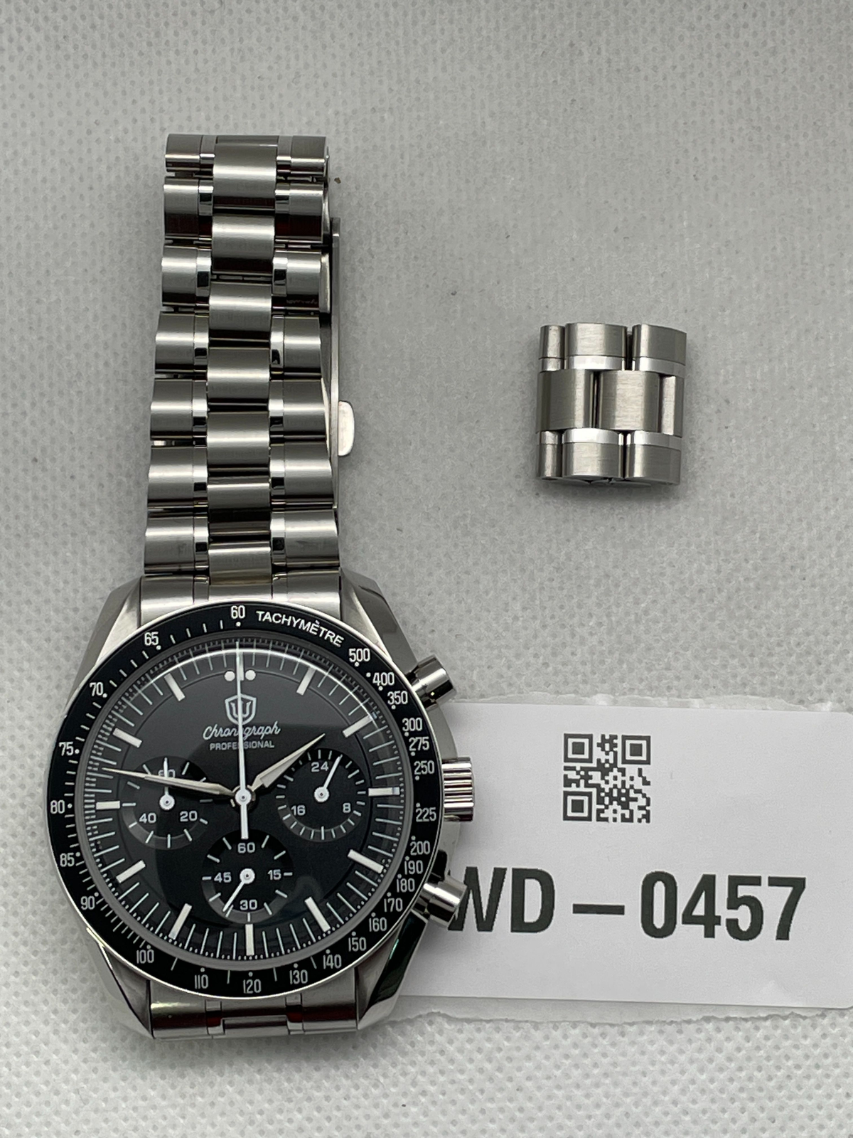 US Pre-Owned Watchdives WD1863 39mm VK63 Chronograph Watch