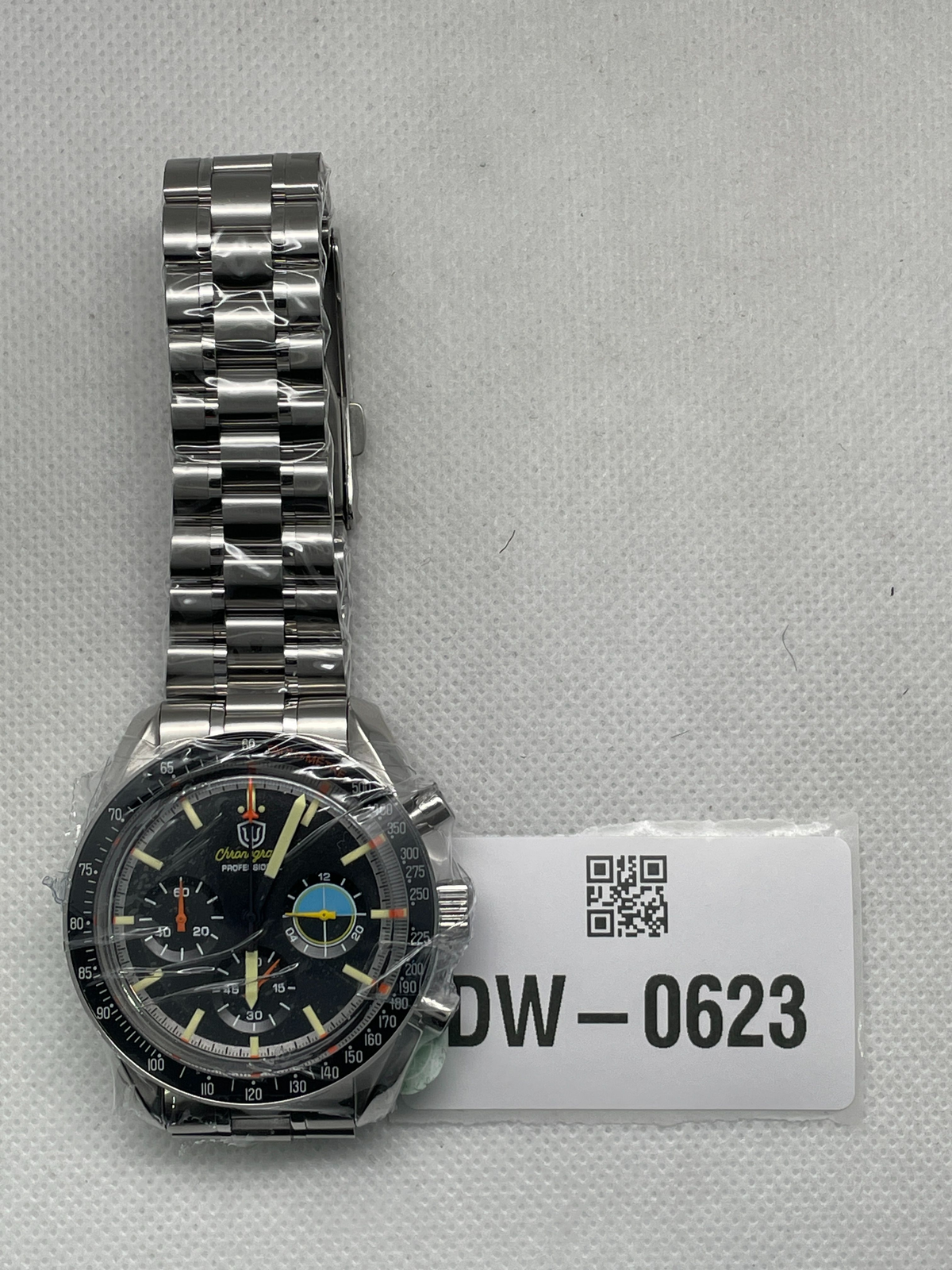 US Pre-Owned Watchdives WD1863 39mm VK63 Chronograph Watch