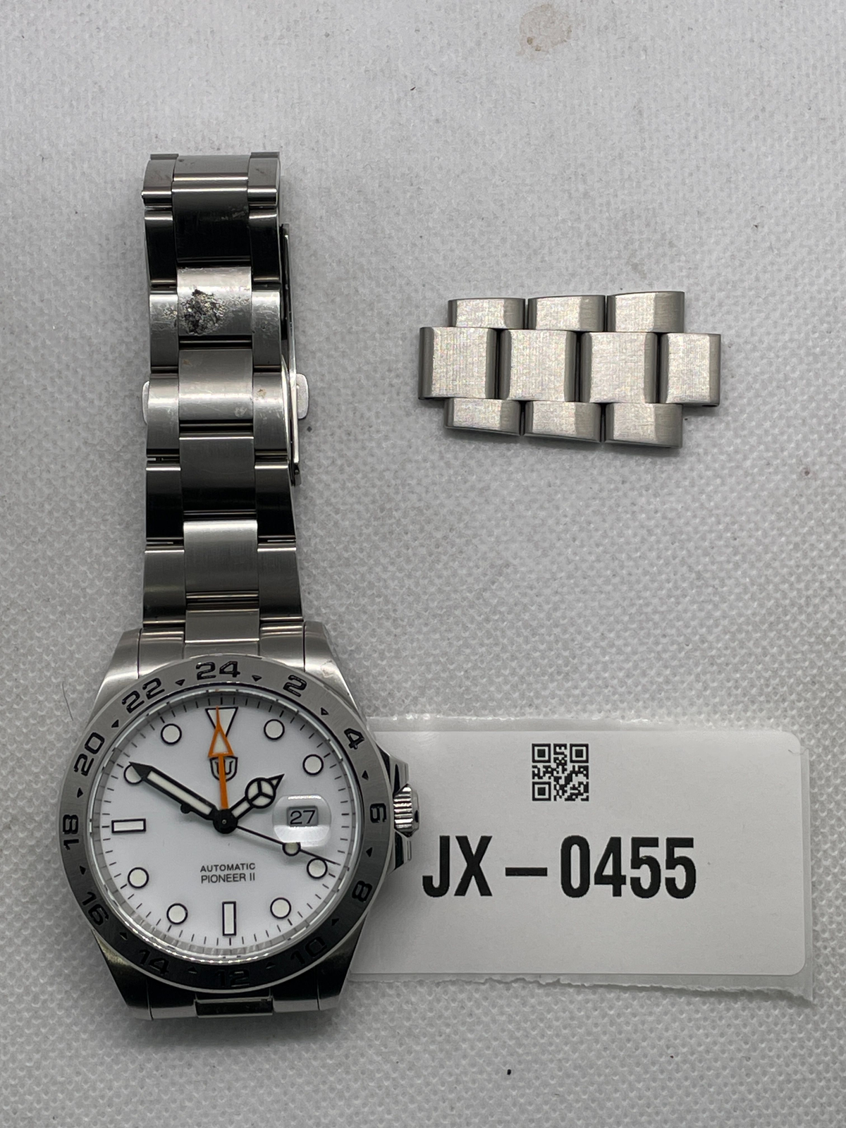US Pre-Owned Watchdives WD1993 40mm 6460 GMT Watch