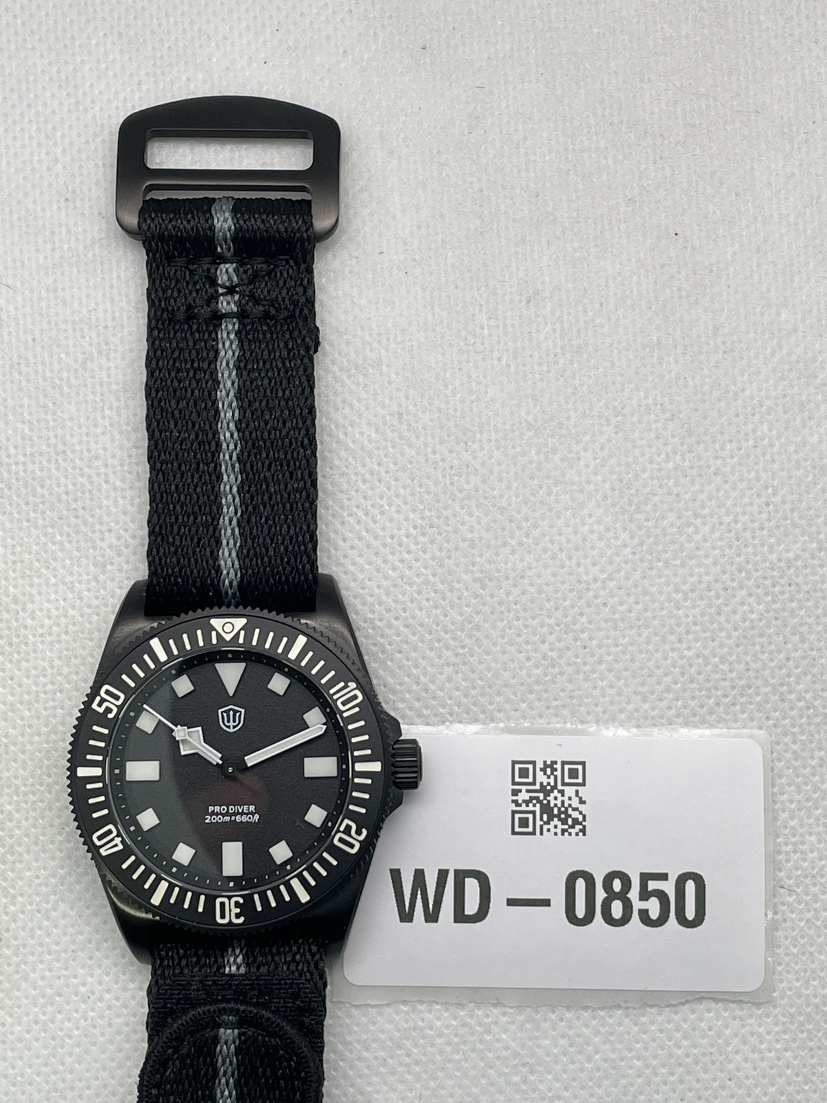 US Pre-Owned Watchdives 40mm EXD Titanium Diver Watch