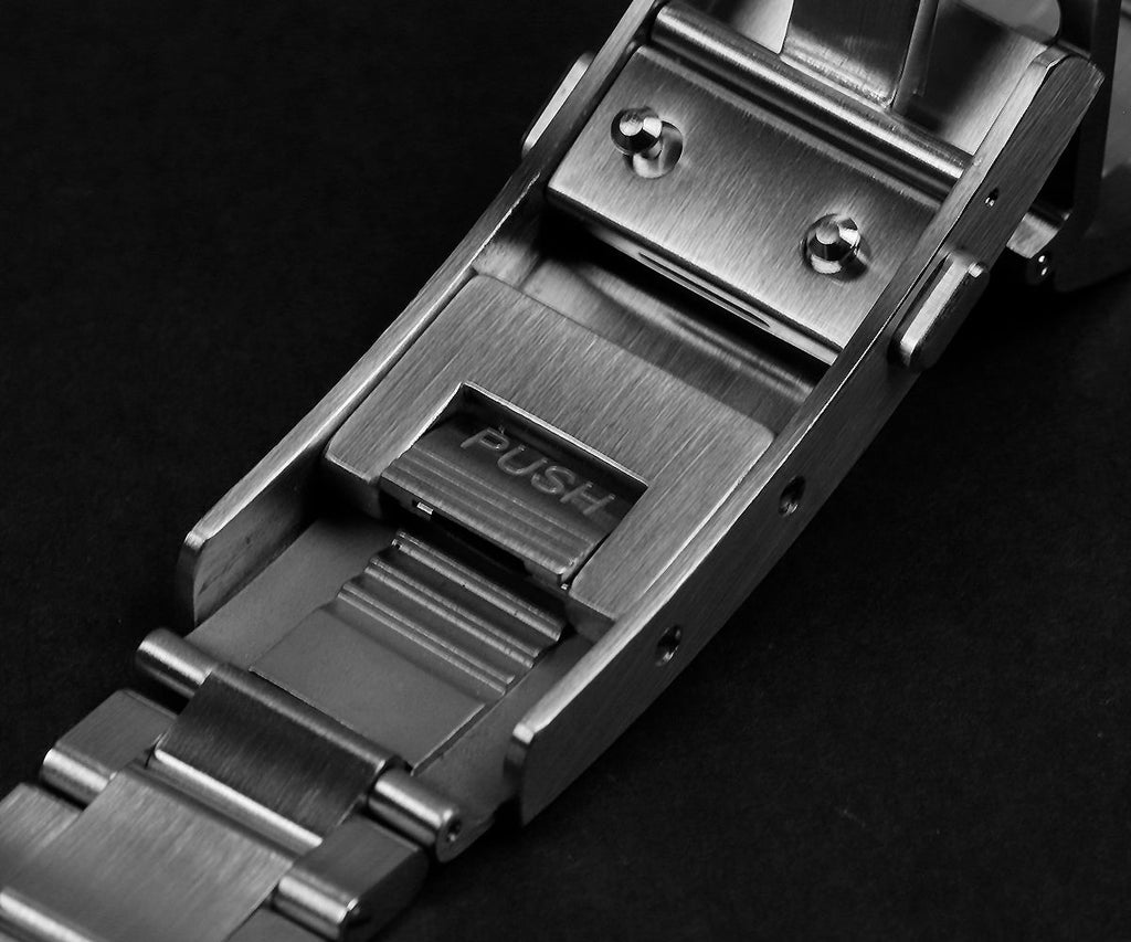 US Pre-Owned Cronos 2.5x Water Ghost NH35 Dive Watch L6015