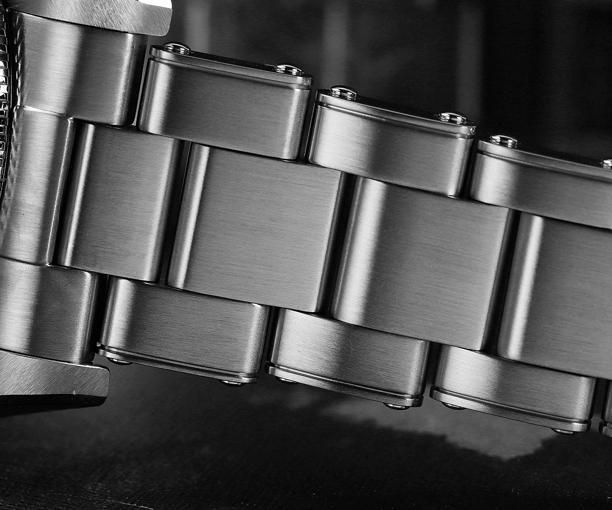 US Pre-Owned Cronos 37mm PT5000 Vintage Diver Watch L6033