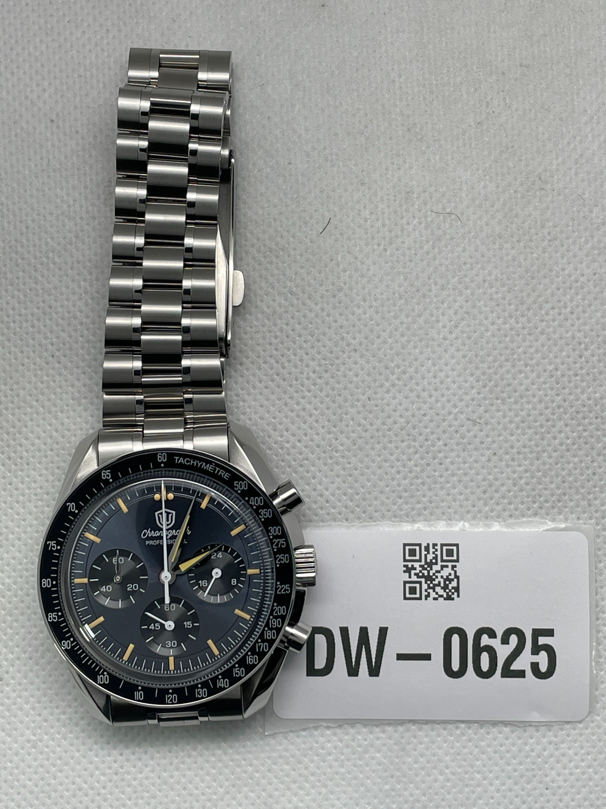 US Pre-Owned Watchdives WD1863 39mm VK63 Chronograph Watch