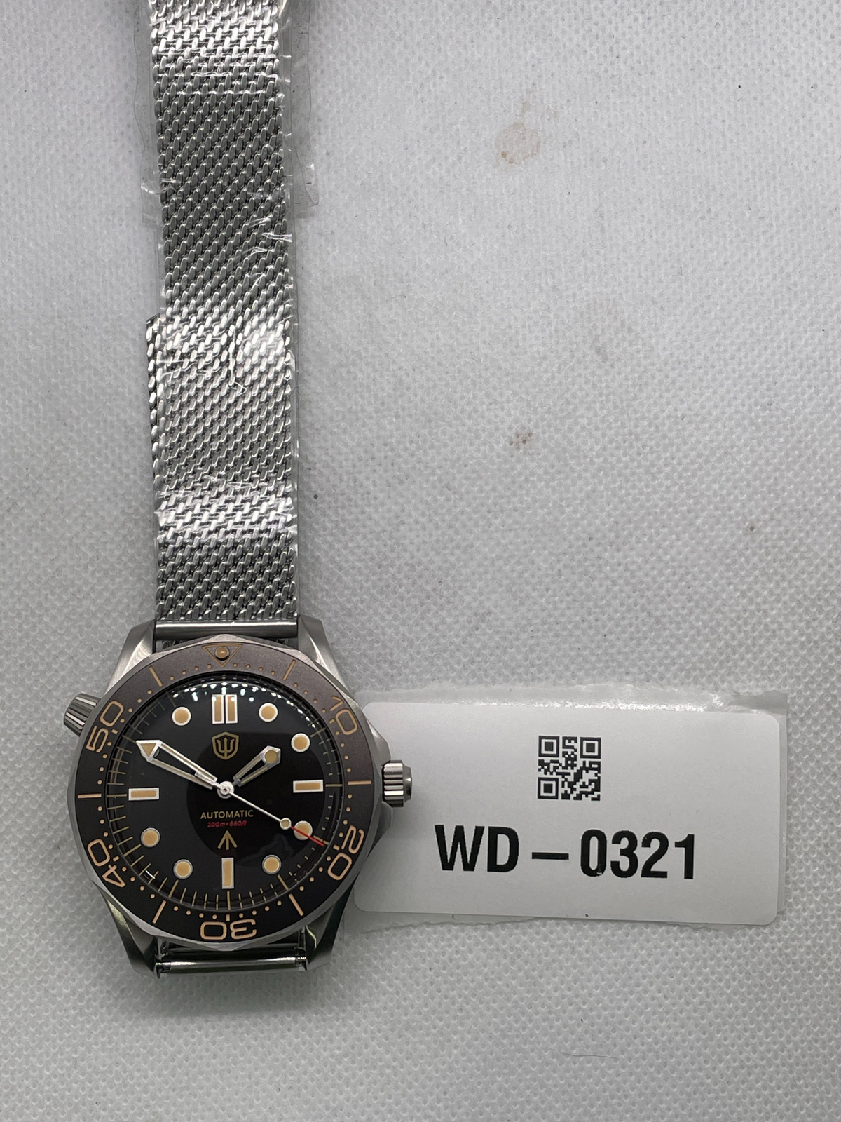 US Pre-Owned Watchdives WD007 Top Hat Sapphire PT5000 Titanium Dive Watch