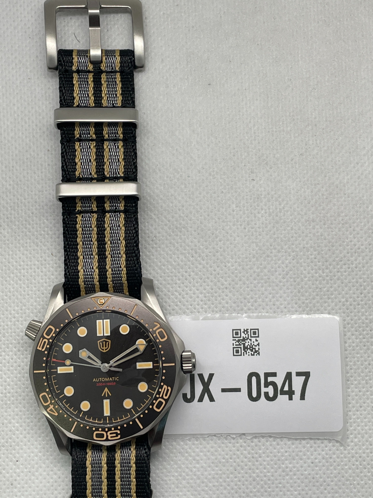 US Pre-Owned Watchdives WD007 39mm PT5000 Titanium Diver Watch