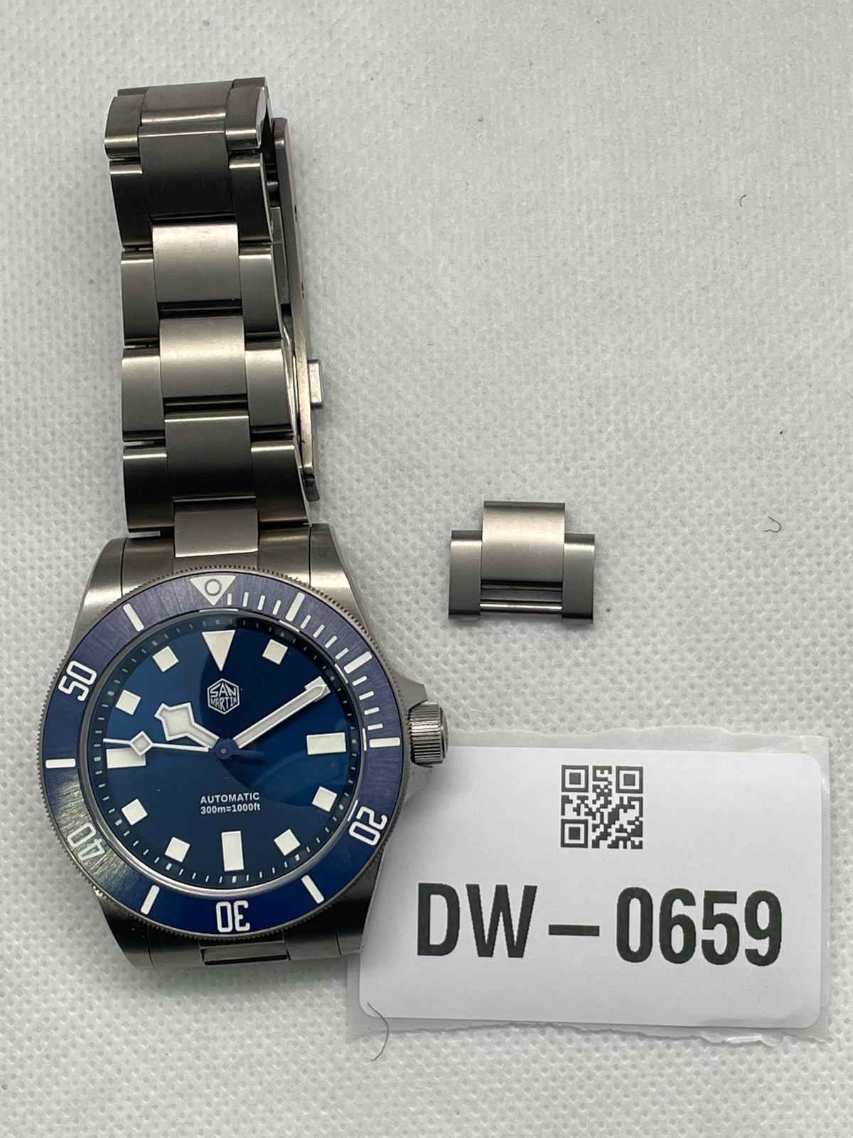 US Pre-Owned Watchdives x San Martin ST2130 Titanium 39mm Dive Watch SN0121TE