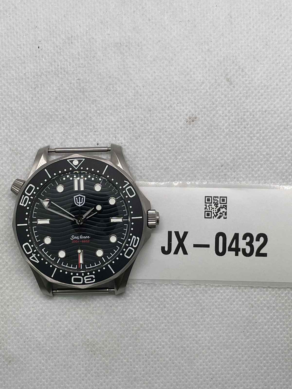 US Pre-Owned Watchdives WD007Q V2 VH31 Titanium NTTD Quartz Dive Watch